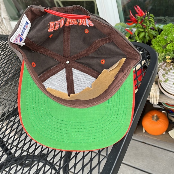 Cleveland Browns Vintage Adjustable Hat. One size fits all. Fully adjustable - Picture 4 of 4